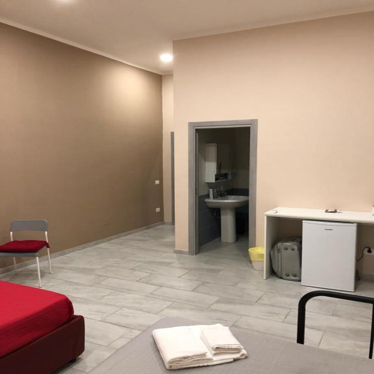 Camere Vesuvius Terminal B&B Family Room (2)