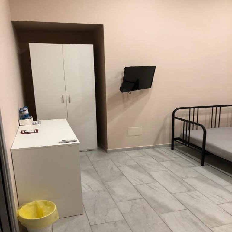 Camere Vesuvius Terminal B&B Family Room (3)