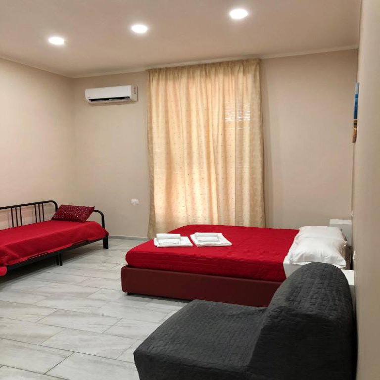 Camere Vesuvius Terminal B&B Triple Room (1)